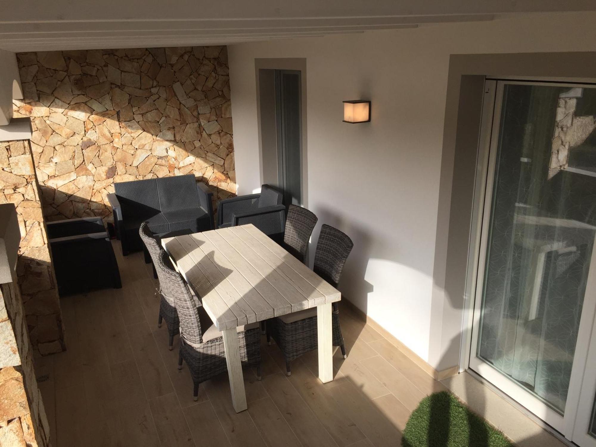 Residence Elegance Ville Ed Appartamenti A Porto Pino Bagian luar foto
