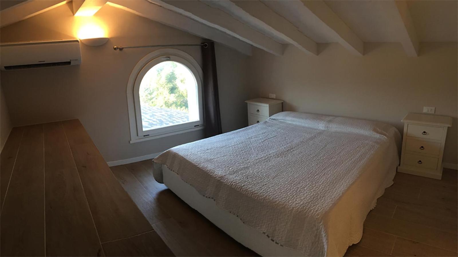 Residence Elegance Ville Ed Appartamenti A Porto Pino Bagian luar foto