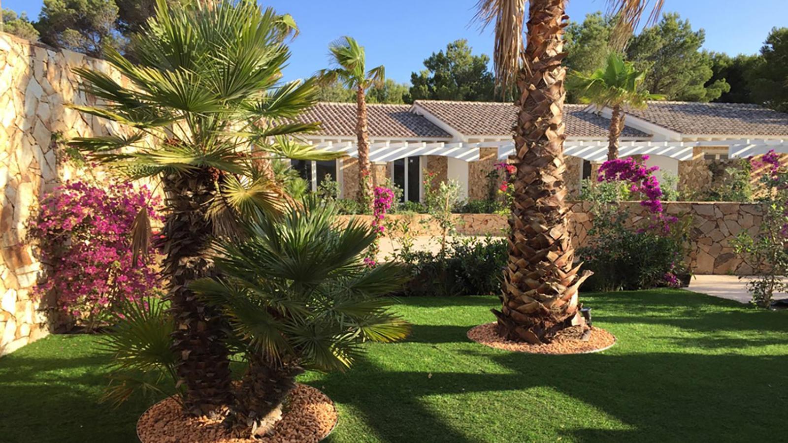 Residence Elegance Ville Ed Appartamenti A Porto Pino Bagian luar foto